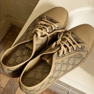 Size 10 tan Gucci’s neiman marcus exclusive